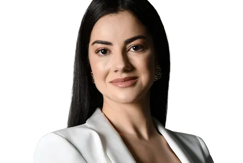 Dra. Luiza Ottoni